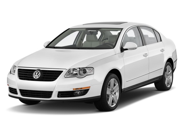 2010-volkswagen-passat-sedan-4-door-dsg-komfort-fwd-angular-front-exterior-view_100307654_m